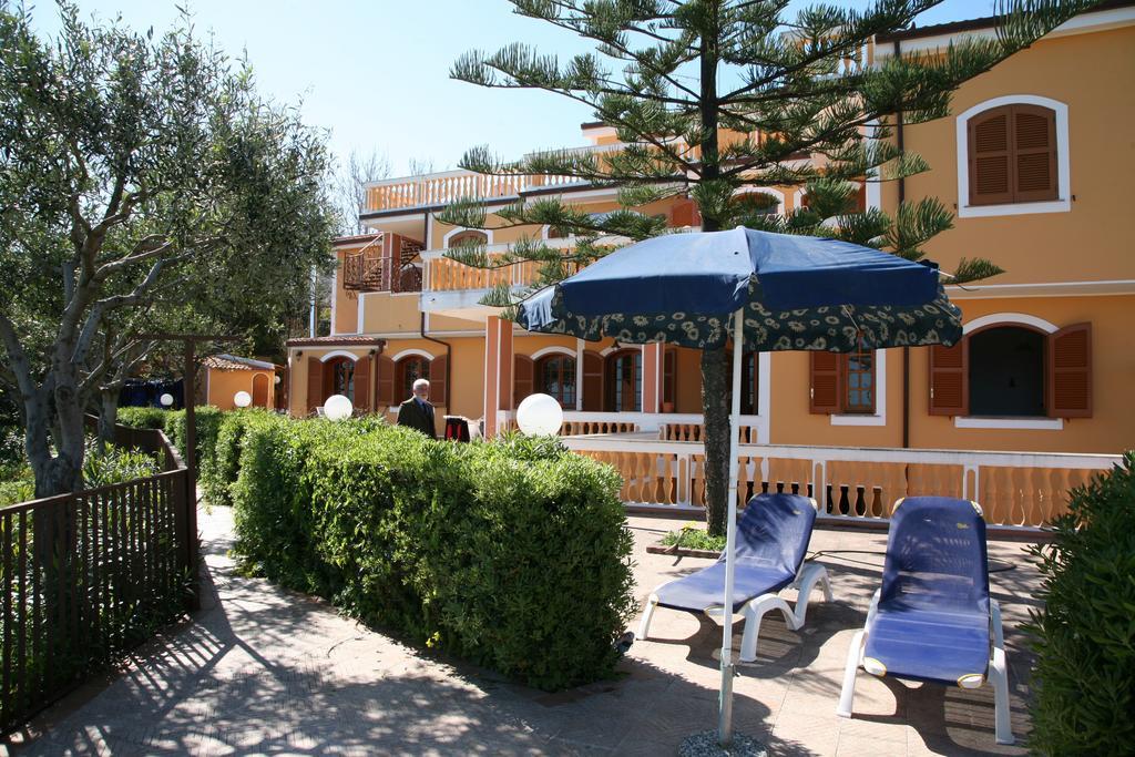 Mansarda Villa Alf Di Vito Tropea Rum bild